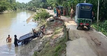 দশমিনায় অটো-ভ্যান সংঘর্ষে আহত-২