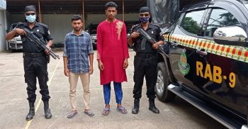 সাংবাদিককে কুপিয়ে হত্যার চেষ্টা: গ্রেফতার-৬