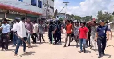 কুমিল্লা-নেত্রকোণায় আ’লীগ-বিএনপির সংঘর্ষ, আহত অন্তত ৪৫