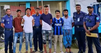 সাভারে পিকআপ ভ্যান ছিনতাইয়ের ঘটনায় গ্রেপ্তার ৫