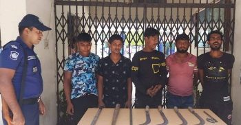 কুষ্টিয়ায় ডাকাতির প্রস্তুতিকালে অস্ত্রসহ ৫ ডাকাত আটক