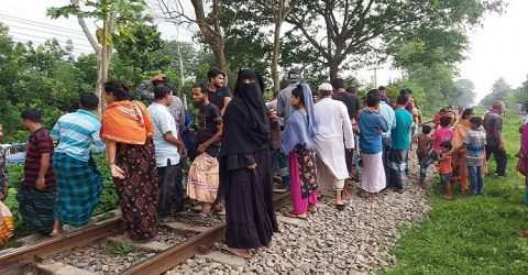 নরসিংদীতে ট্রেনে কাটা পড়ে অজ্ঞাত নারীর মৃত্যু