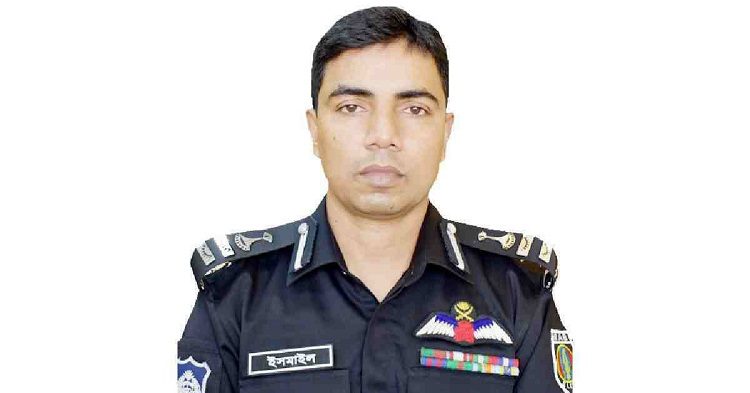 নবাবগঞ্জে হেলিকপ্টার বিধ্বস্ত: পাইলটের মৃত্যু