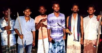 ডাকাত আতংকে নির্ঘুম রাত কাটিয়েছে তিন ইউনিয়নের মানুষ