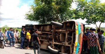 নবীগঞ্জ সড়ক দুর্ঘটনা, গুরুতর আহত ৪ জন