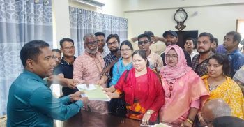জেলা পরিষদ নির্বাচনে সদস্য পদে একক প্রার্থী হিসেবে মনোনয়ন জমা দিলেন ফজলু ও মিনা