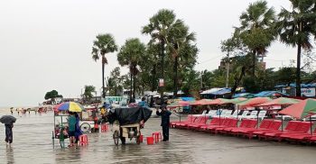 কুয়াকাটায় কমে গেছে পর্যটকের সংখ্যা