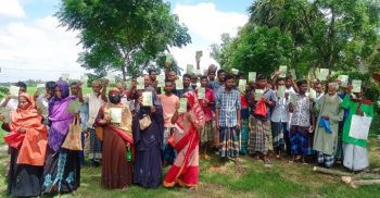 ঝিনাইদহে সরকারের খাদ্যবান্ধব কর্মসূচির চাল না পেয়ে বিক্ষোভ