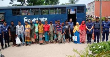 বেনাপোলে ওয়ারেন্টভুক্ত ১৪ পলাতক আসামি গ্রেপ্তার