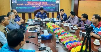 ভোলায় দুর্গাপূজা উপলক্ষে পুলিশের মতবিনিময়