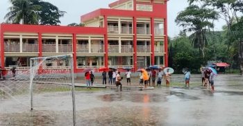 গলাচিপায় যুব সমাজের জন্য চিকনিকান্দী খেলার মাঠ ভরাট
