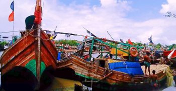 আজ মধ্যরাত থেকে সমুদ্রে মাছ ধরবে কুয়াকাটার জেলেরা