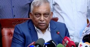 বিএনপির সমাবেশকে ঘিরে হামলার ভয়ে বাস চলাচল বন্ধ রাখে মালিকরা: স্বরাষ্ট্রমন্ত্রী