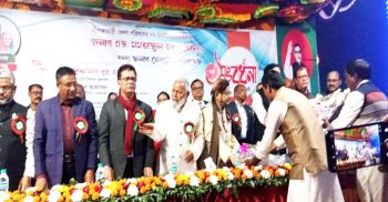 ডিমলায় জেলা পরিষদ চেয়ারম্যানকে সংবর্ধনা