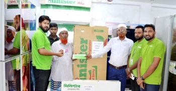 মিনিস্টারের ফ্রিজ কিনে ১০০% ক্যাশব্যাক পেলেন জামালপুরের আখতার