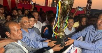 গলাচিপায় ডিসি গোল্ডকাপের ফাইনাল খেলা অনুষ্ঠিত