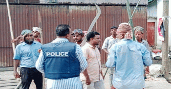 সিরাজগঞ্জে দোকান বসানো নিয়ে দুই গ্রামবাসীর সংঘর্ষ আহত ২৭