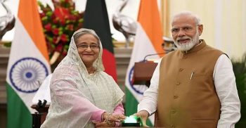 বাংলাদেশি সংখ্যালঘুদের নাগরিকত্ব দিচ্ছে ভারত