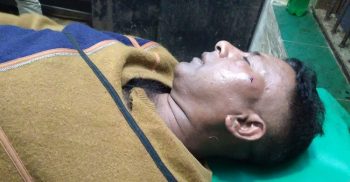সন্ত্রাসী হামলায় আহত সাংবাদিক সোহাগ রহমান
