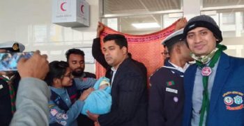আগারগাঁও মেট্রোরেল স্টেশনে নারীর সন্তান প্রসব