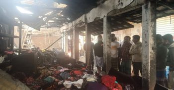 পঞ্চগড়ে আগুনে ৫ ব্যবসা প্রতিষ্ঠান পুড়ে ছাই