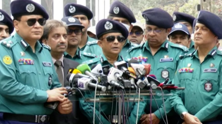 ২১ ফেব্রুয়ারিকে ঘিরে জঙ্গি হামলার সুনির্দিষ্ট হুমকি নেই: ডিএমপি কমিশনার