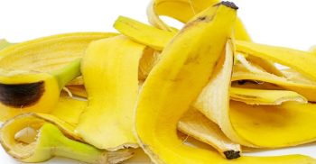 কলার খোসা দিয়ে সহজেই আঁচিল দূর করা সম্ভব
