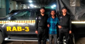 গজারিয়া থেকে মোটরসাইকেল চোর চক্রের মূলহোতা গ্রেফতার করেছে র‌্যাব-৩