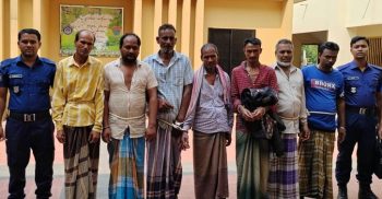 রাজনগরে জুয়ার সরঞ্জামসহ ৭ জুয়ারি আটক