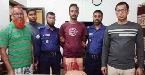 বরগুনার তালতলীতে গাঁজাসহ চাকুরিচ্যুত সেনা সদস্য গ্রেফতার