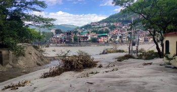 টানা বর্ষণে উত্তর ভারতে মৃতের সংখ্যা বেড়ে ৩৭
