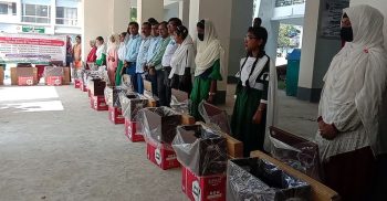 কলাপাড়ায় ১৪ কিশোরী পেলো সেলাই মেশিন