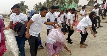 কুয়াকাটার সৈকত পরিস্কার পরিচ্ছন্নতা অভিযান