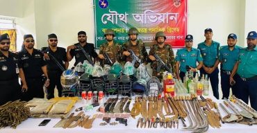 মোহাম্মদপুরের জেনেভা ক্যাম্প থেকে বিপুল পরিমাণ অস্ত্র ও মাদক উদ্ধার