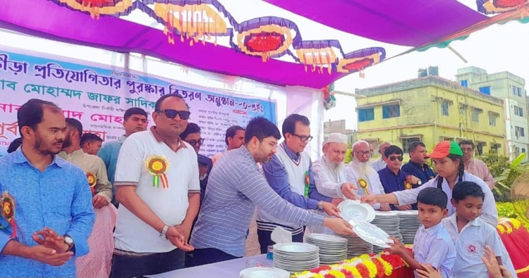 দাপা আদর্শ উচ্চ বিদ্যালয়ে বার্ষিক ক্রীড়া প্রতিযোগিতা অনুষ্ঠিত