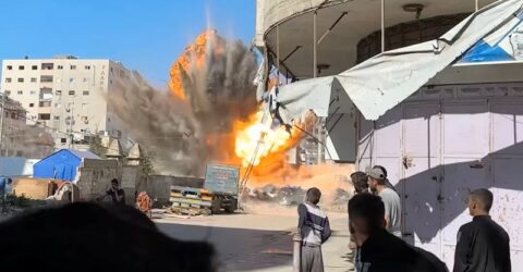 গাজার হাসপাতালে ইসরাইলি হামলা, হামাস নেতাসহ নিহত ৫