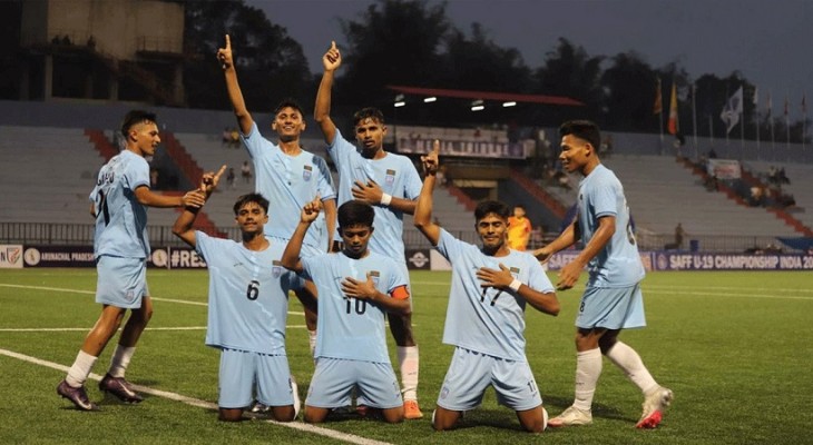 ভুটানকে ৩ গোলে হারিয়ে সেমিফাইনালে বাংলাদেশ