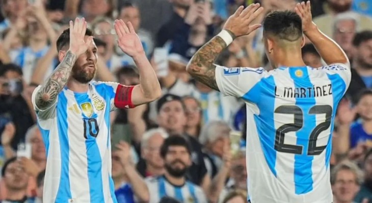 মেসি-মার্তিনেজের গোলে বছরের শেষ ম্যাচে জয় পেল আর্জেন্টিনা