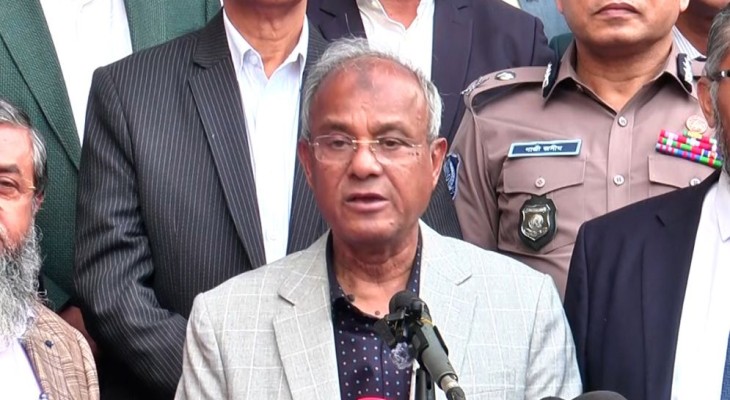 মামলা না থাকলেও গ্রেফতারের নির্দেশ স্বরাষ্ট্র উপদেষ্টার