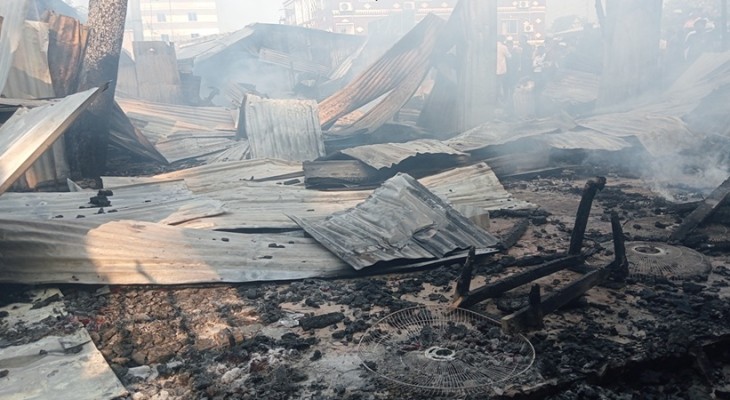 কুয়াকাটায় আগুনে ভূস্মিভূত ৮ টি ব্যবসা প্রতিষ্ঠান, ৩০ লাখ টাকার ক্ষয়ক্ষতি