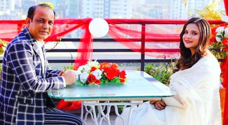 ভালোবাসা দিবসে বিয়ে করলেন নাট্য পরিচালক দীপু হাজরা